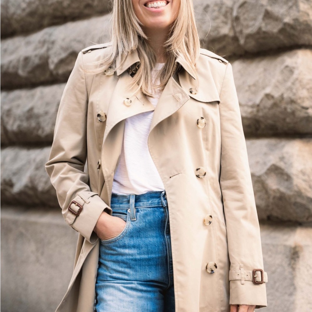 Burberry Beige Trench Coat size 6